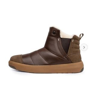 Stio womens colter boot mid